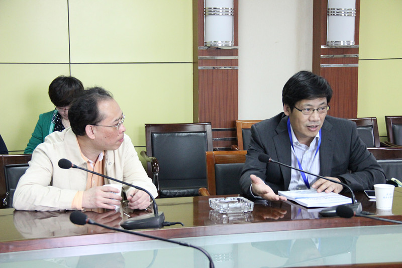 评估专家史建平教授走访一楼一凤
1_副本.jpg